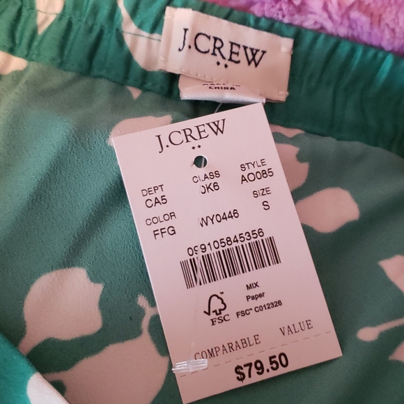 J. CREW NWT Green Floral Skirt - Picture 3 of 4